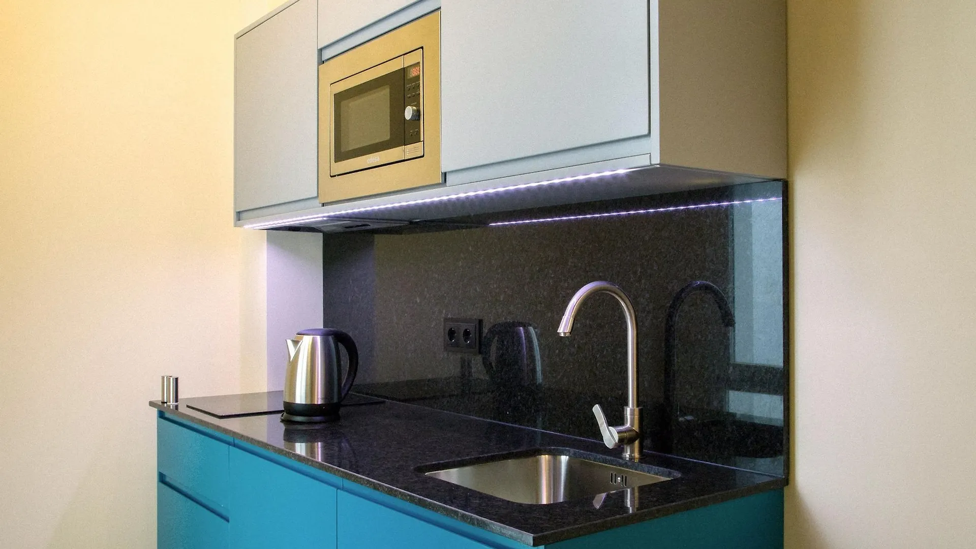 Apartamentos Libere Malaga Teatro Romano (Adults Only)